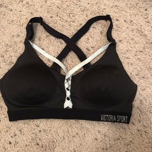 Victoria Secret Incredible Lightweight Sports Bra